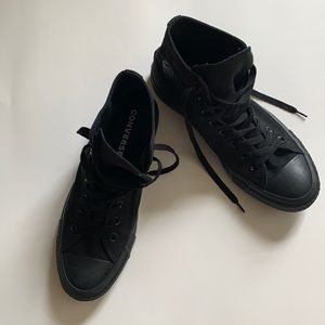 Converse all black size 9